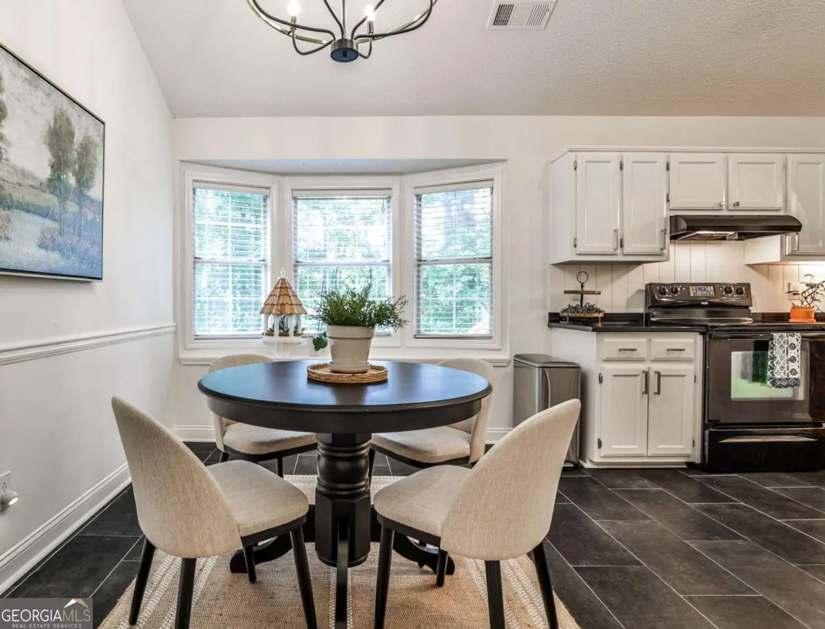 3333 Briarglen Circle