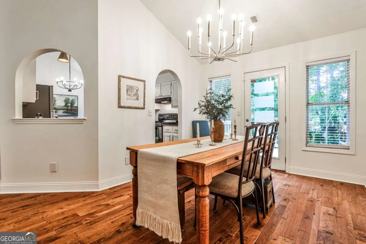 3333 Briarglen Circle