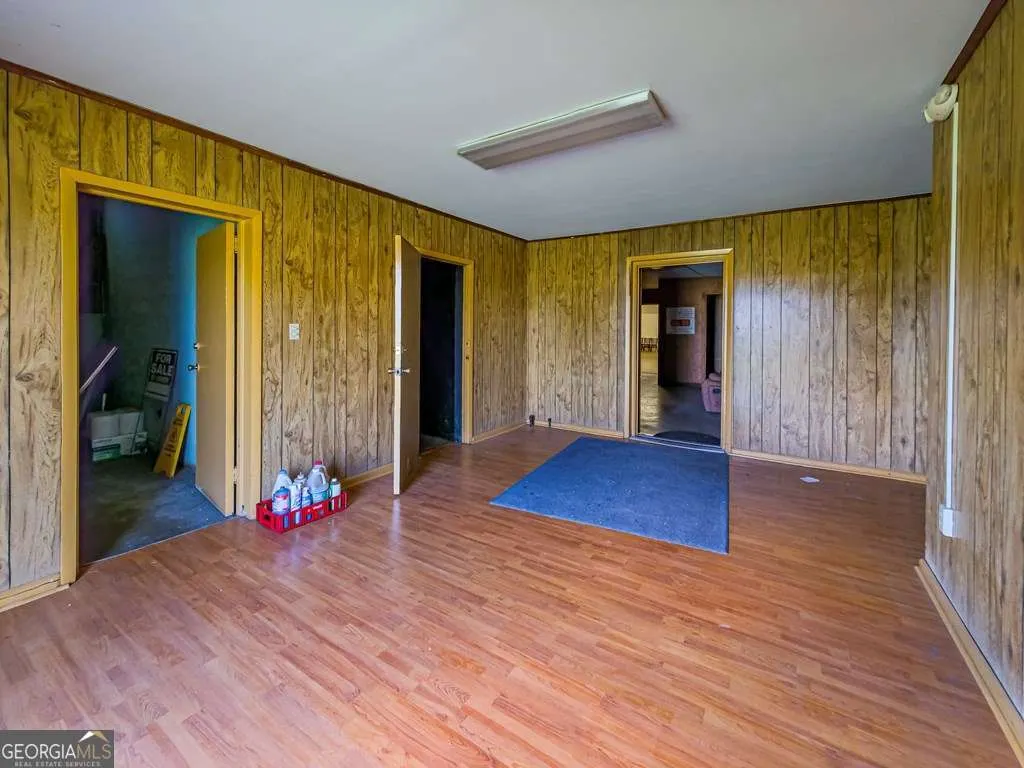 410 N Victory Drive