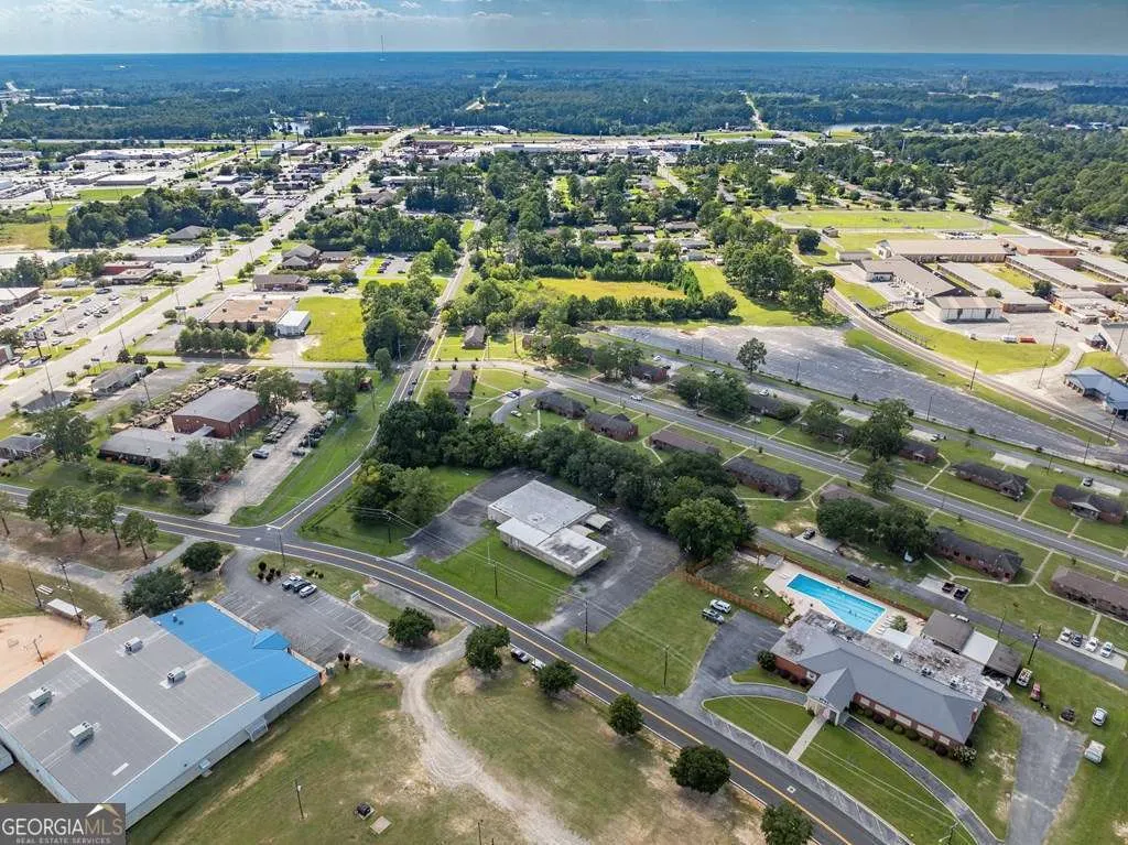 410 N Victory Drive