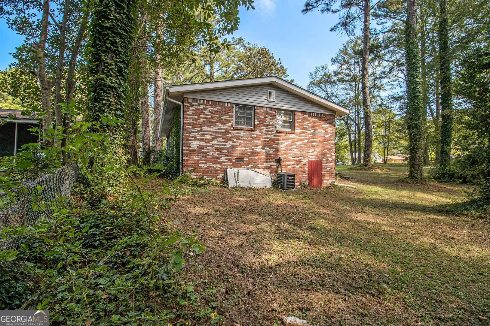 127 Ruzelle Drive SE