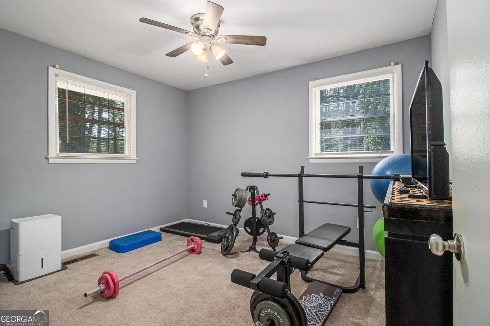 127 Ruzelle Drive SE