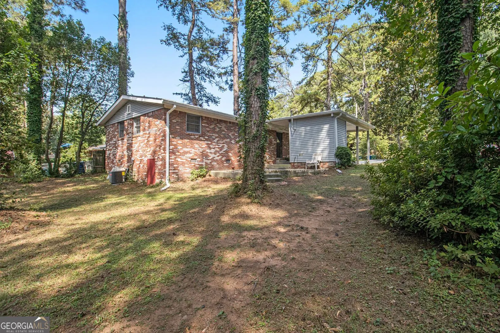 127 Ruzelle Drive SE