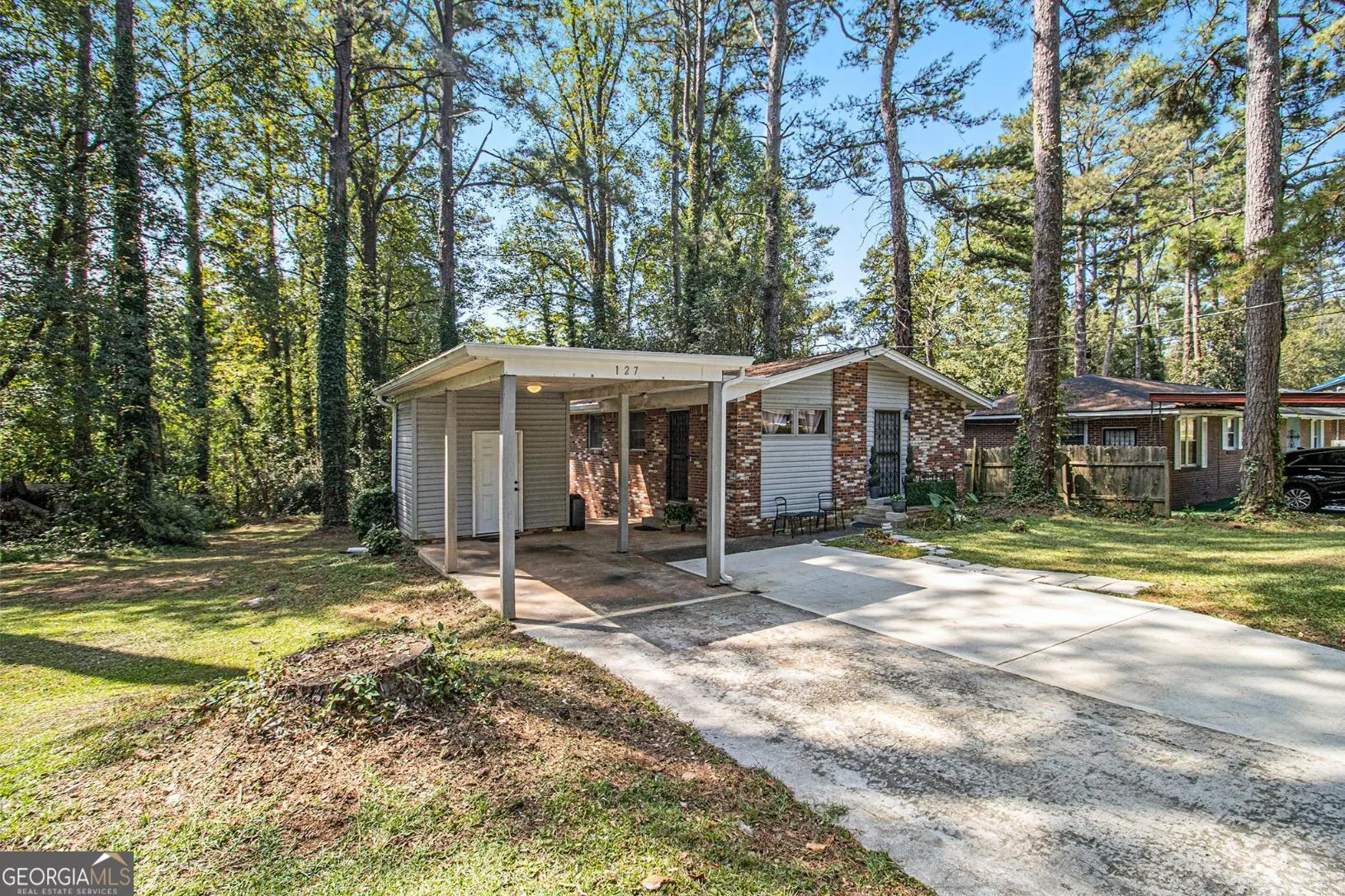 127 Ruzelle Drive SE