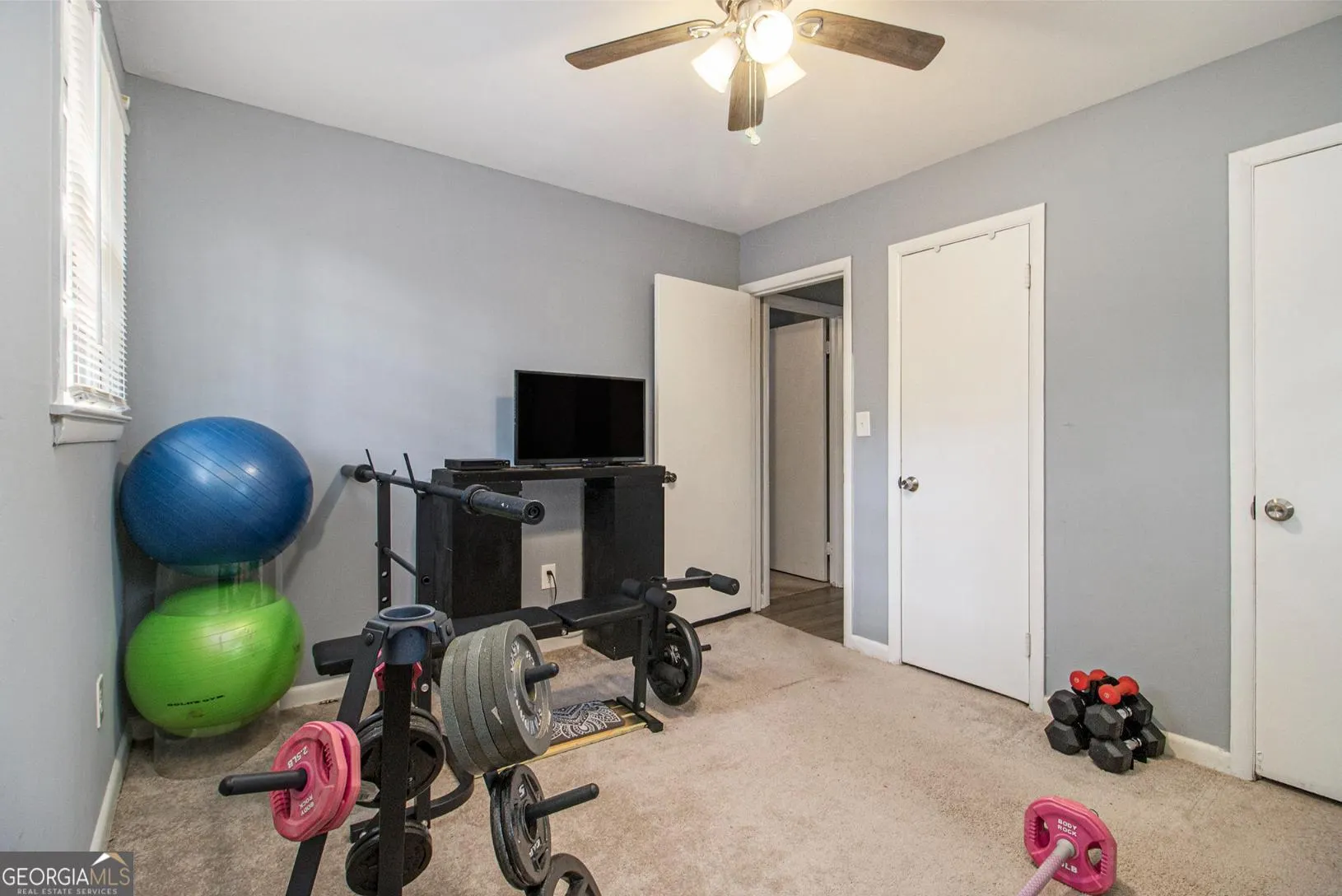 127 Ruzelle Drive SE