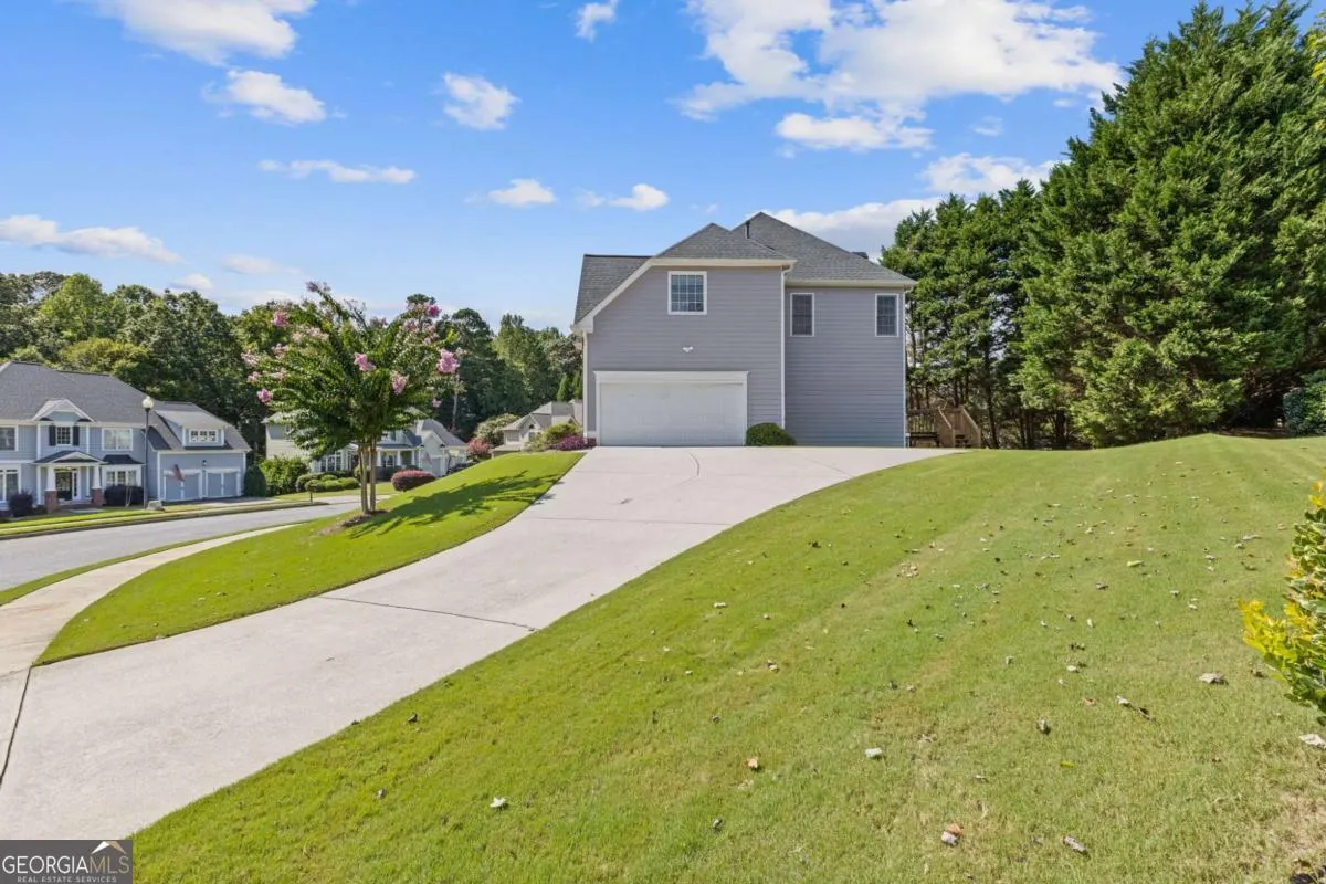 3386 Thimbleberry Trail