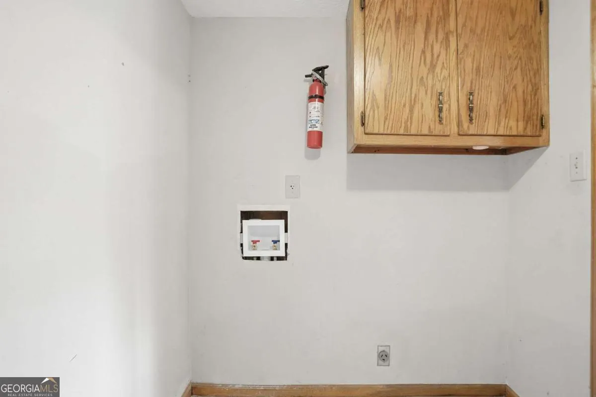 3480 Estate Lake Drive