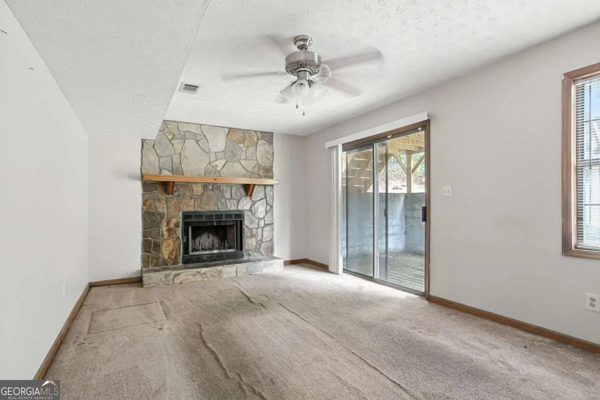 3480 Estate Lake Drive