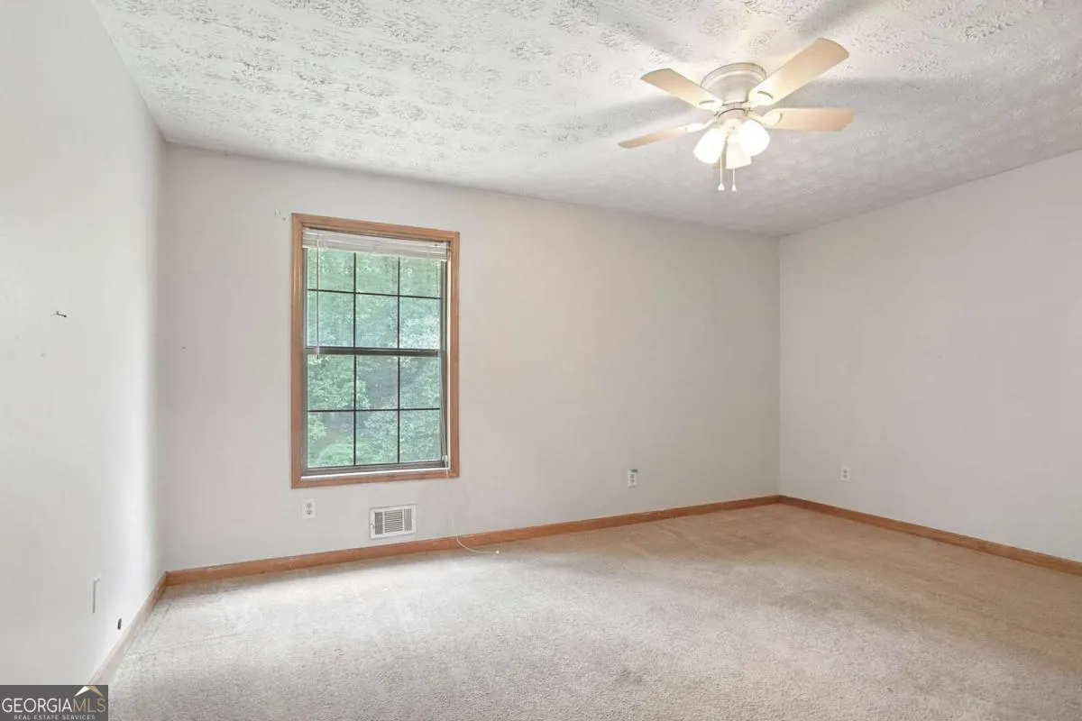3480 Estate Lake Drive