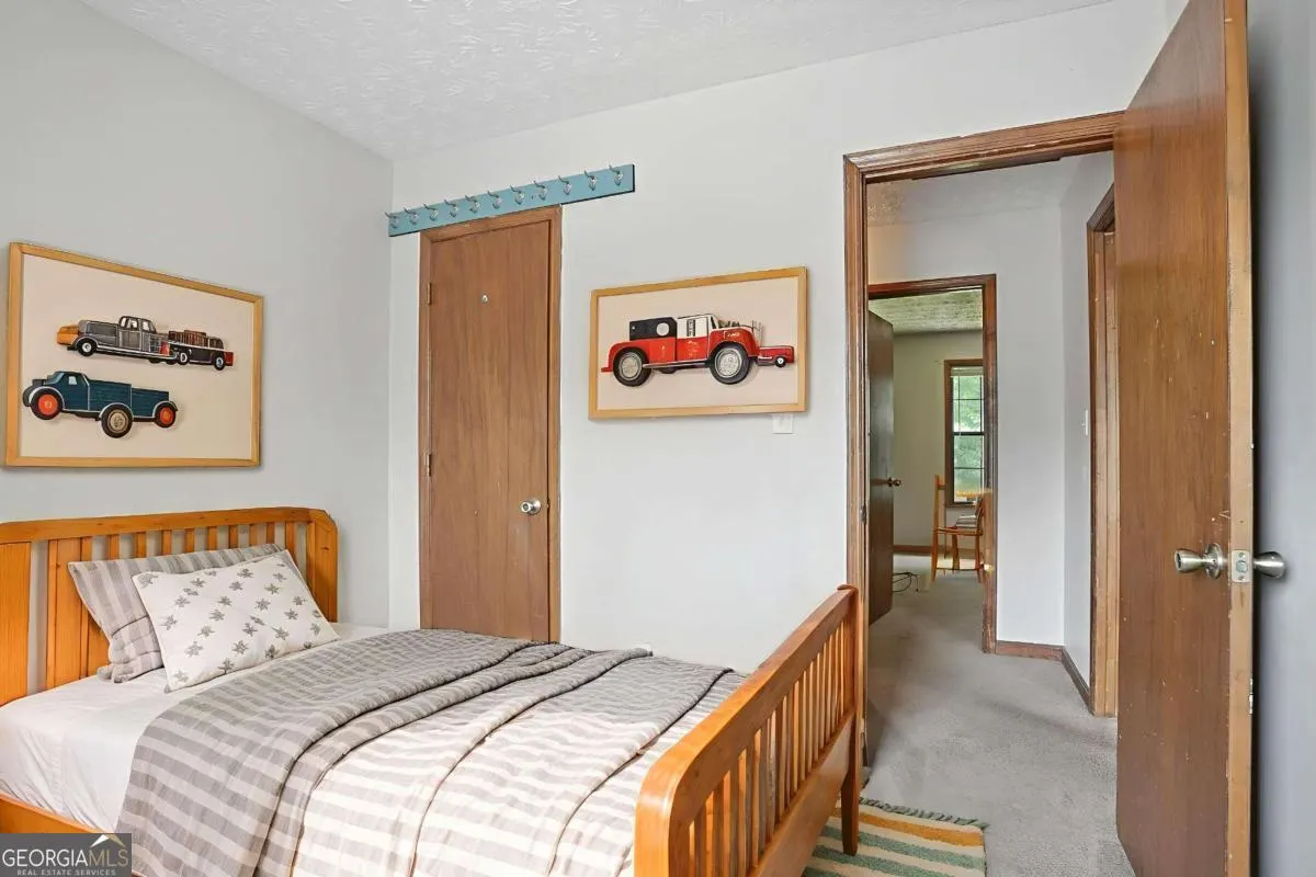 3480 Estate Lake Drive