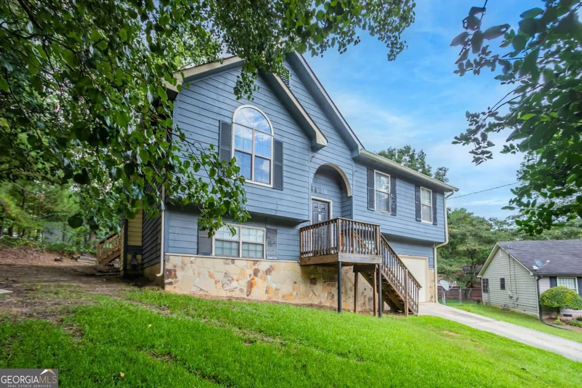 3480 Estate Lake Drive