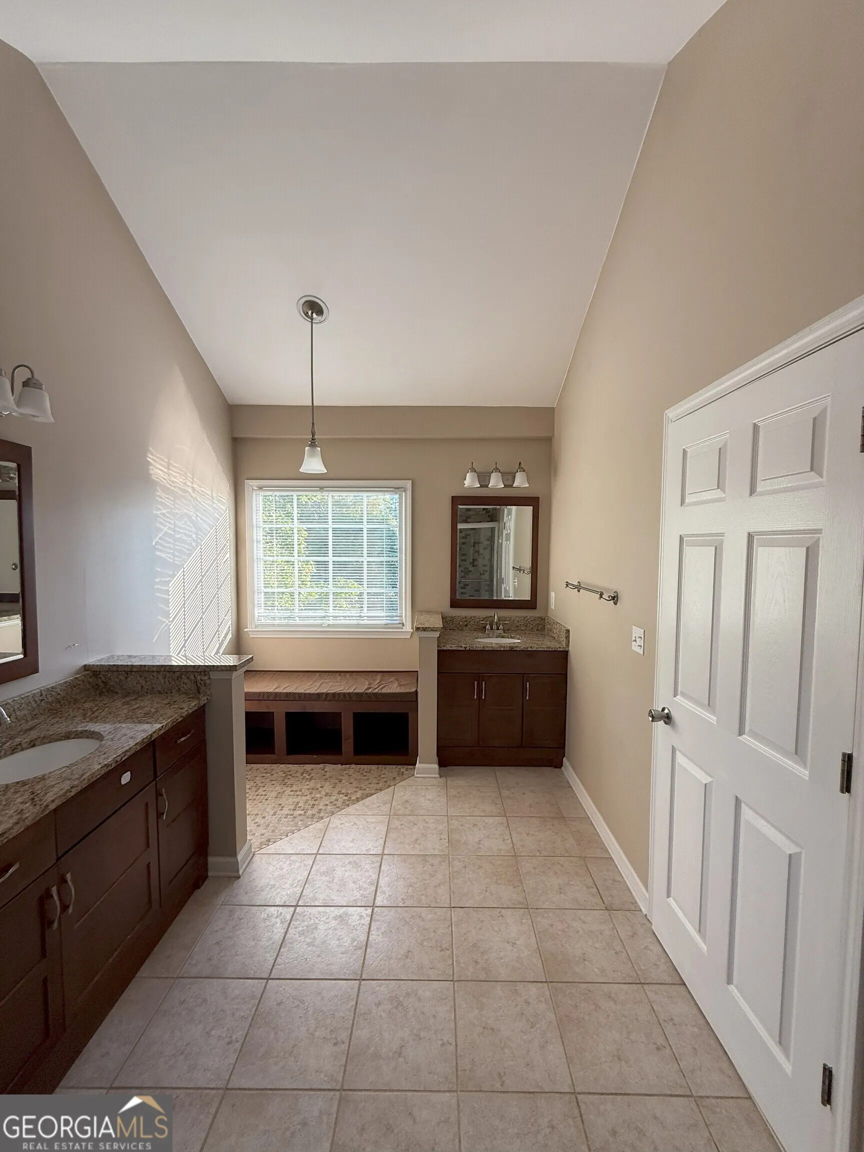 1467 Oak Bend Way