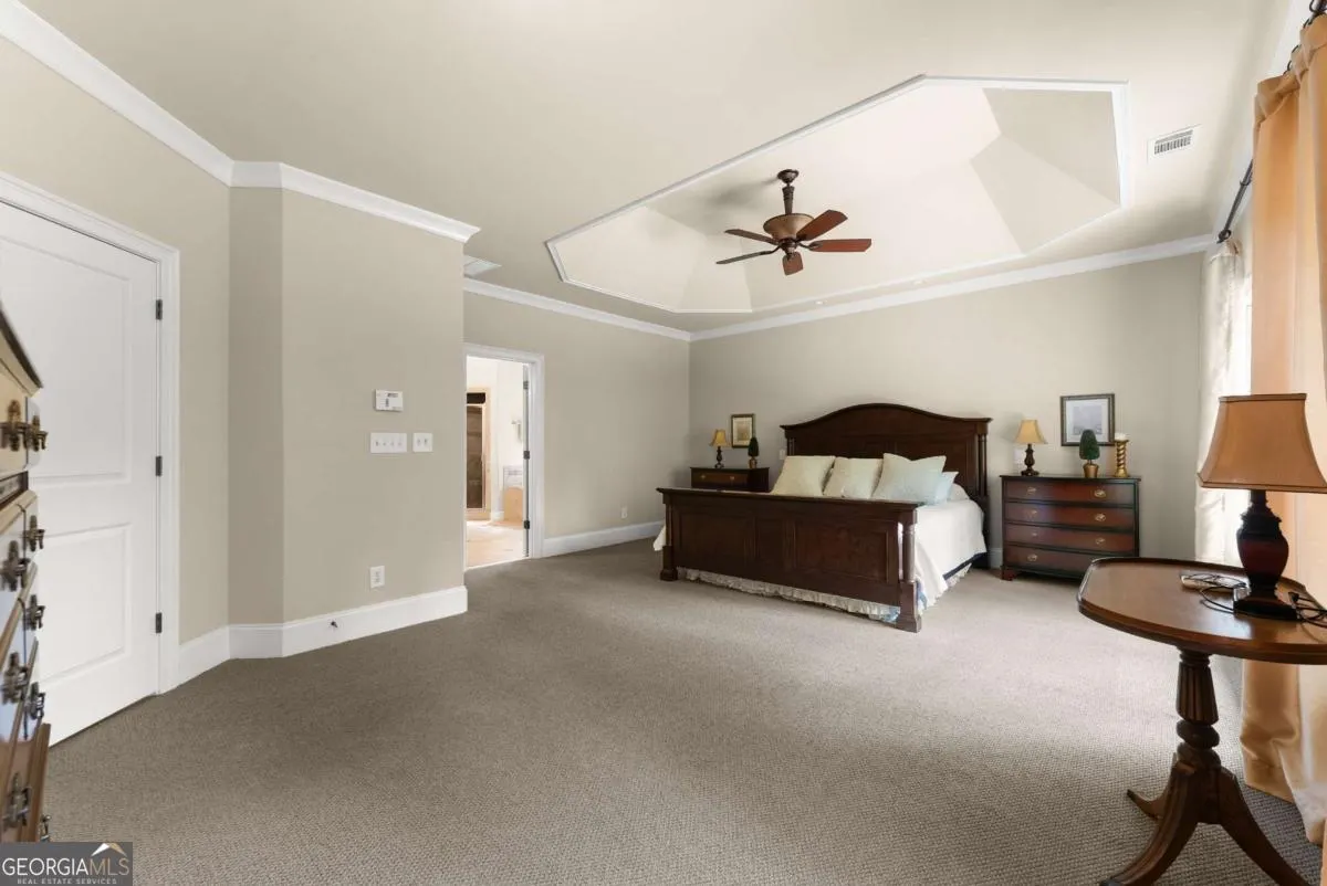 6155 Heritage Manor Drive
