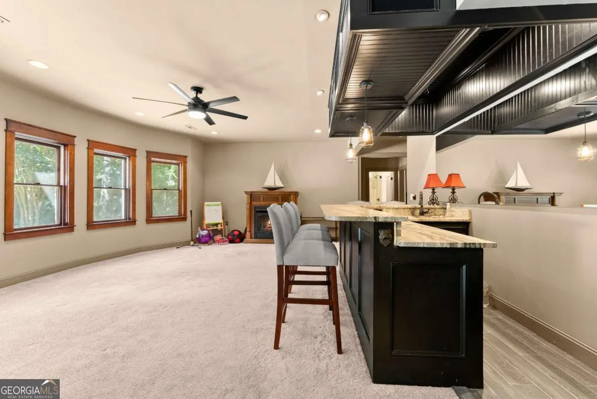 6155 Heritage Manor Drive
