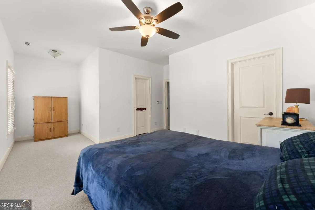 6155 Heritage Manor Drive
