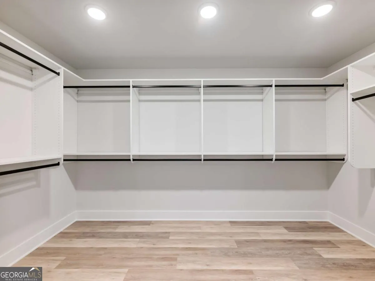 4437 Hosch Reserve Court