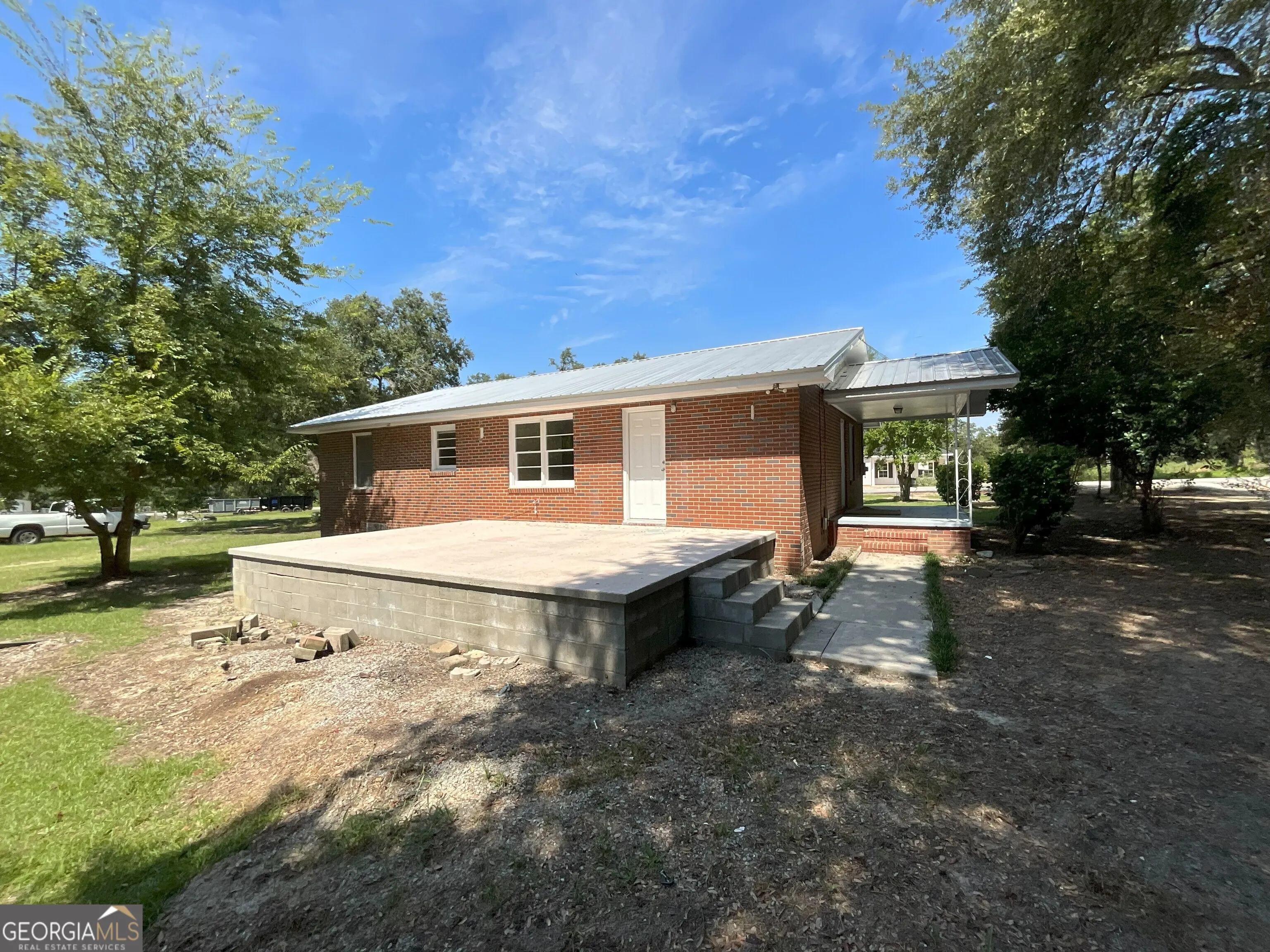 209 Price Street