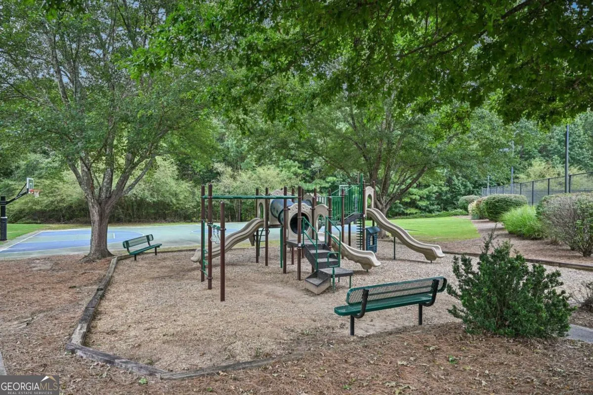 487 Skiles Court