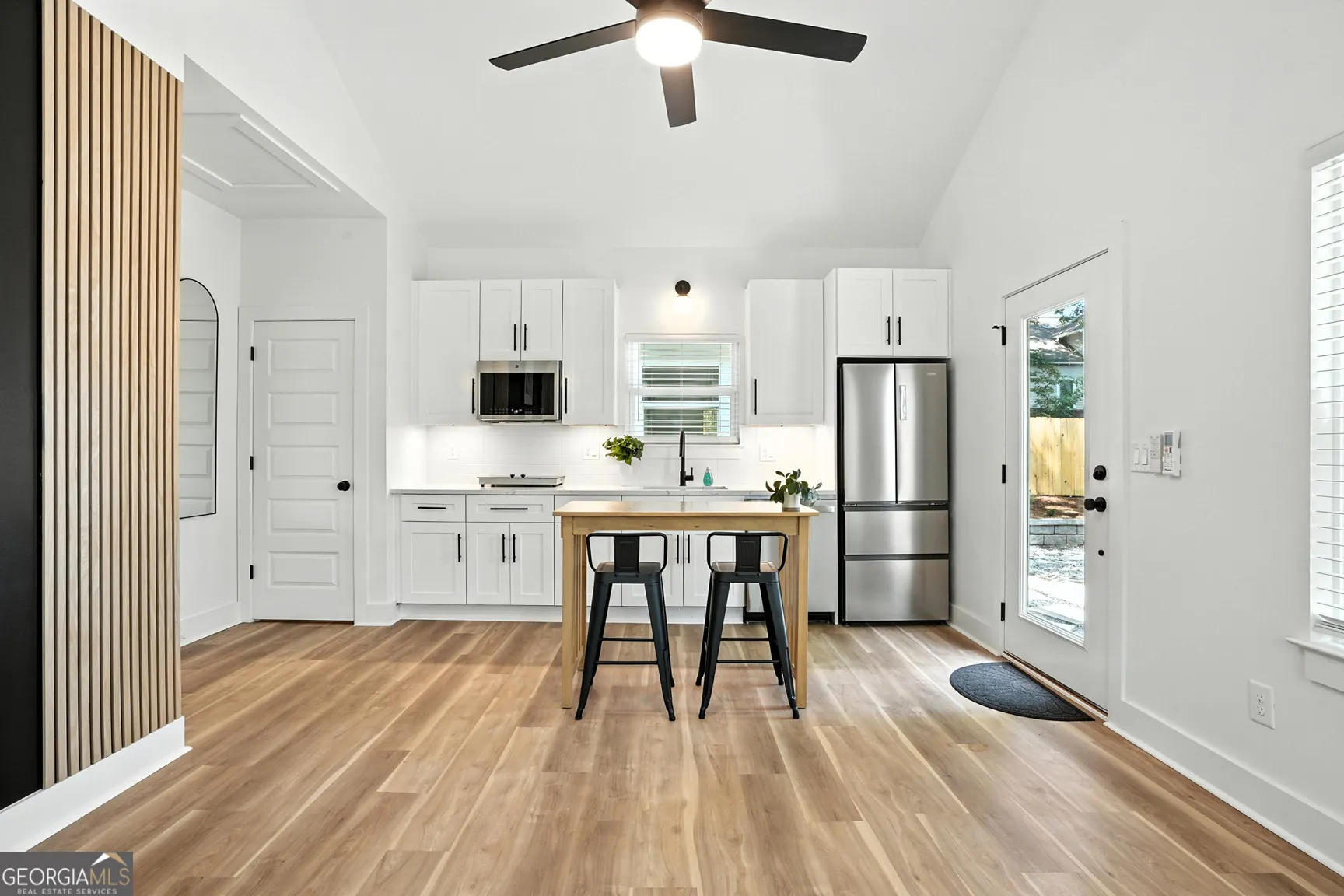 B 1597 Glenwood Avenue SE, #B