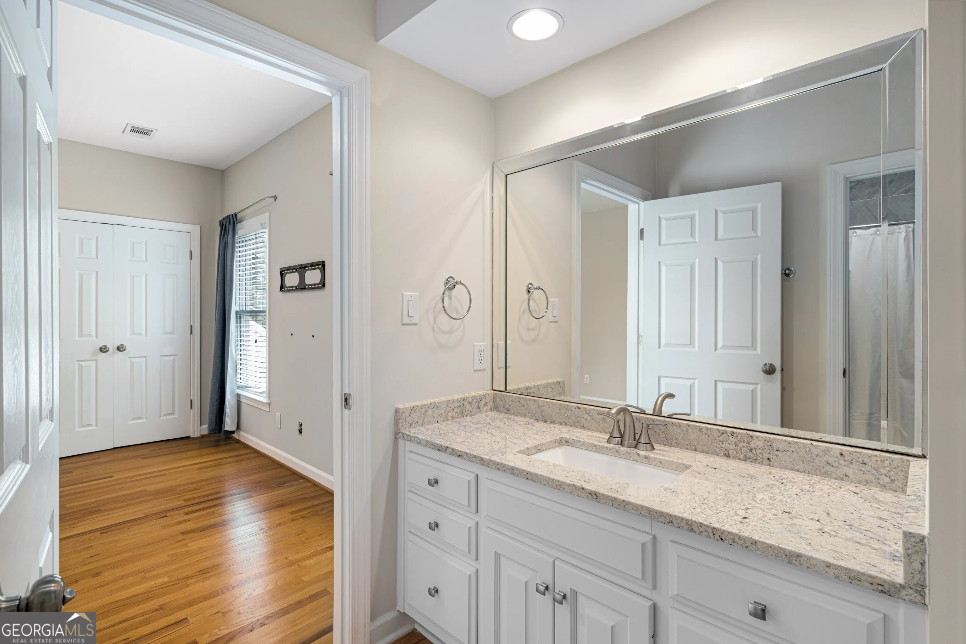 8345 Jett Ferry Road, #0