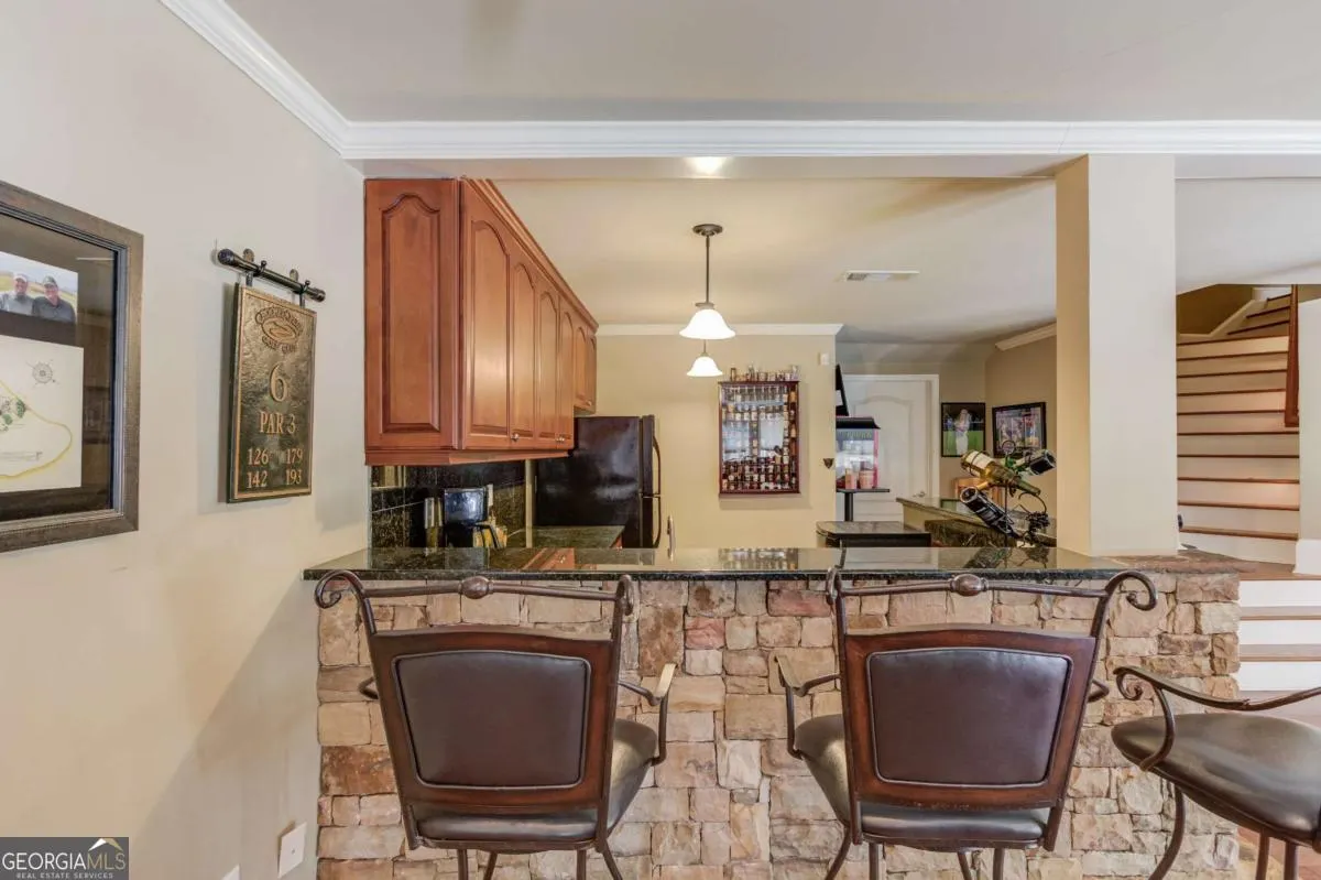 630 Greenview Terrace