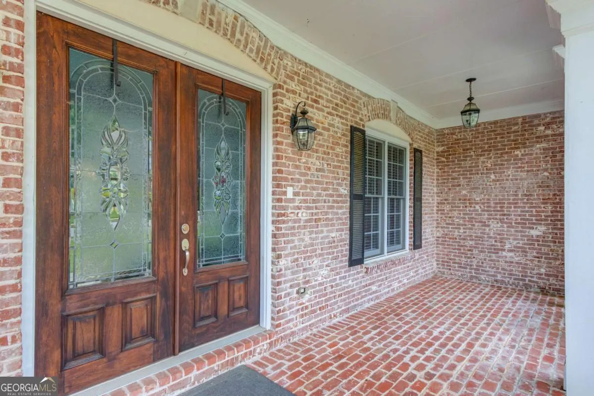 630 Greenview Terrace