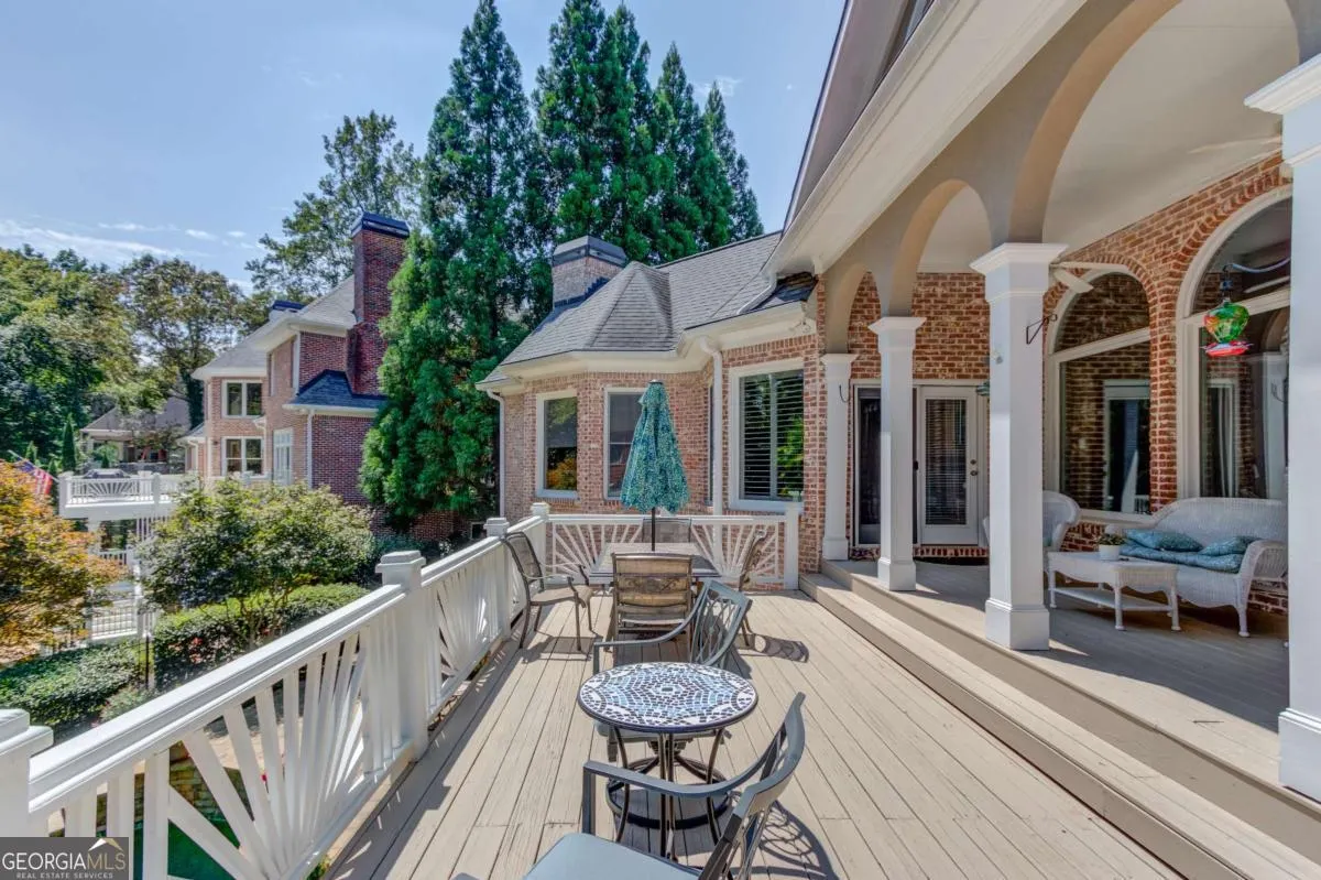630 Greenview Terrace