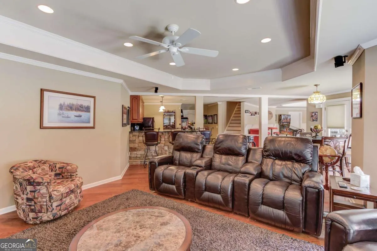 630 Greenview Terrace