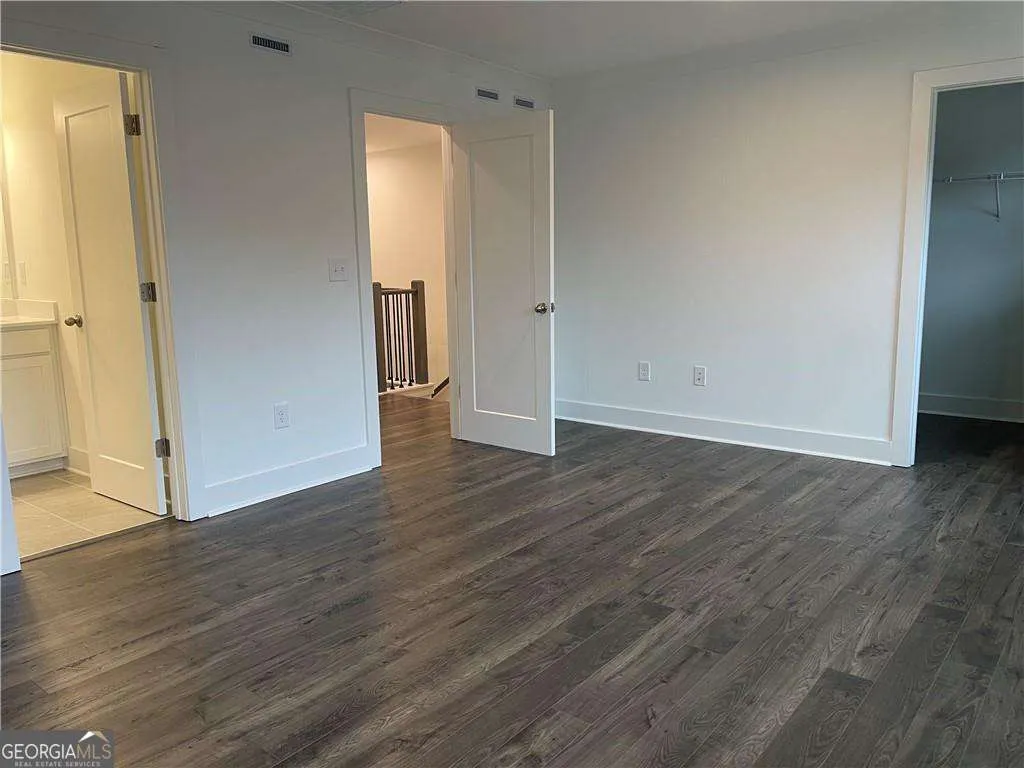 3391 Catalan Alley