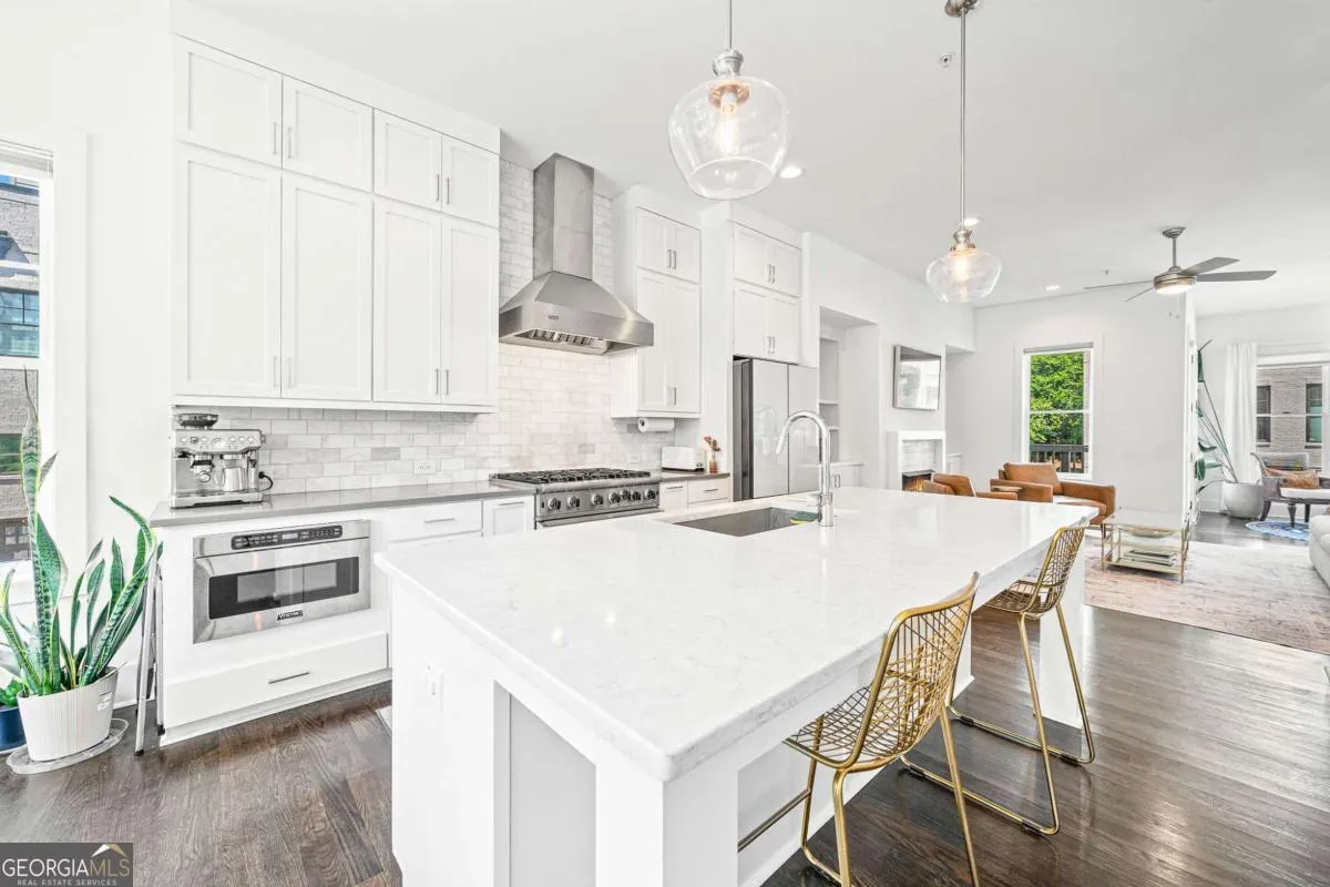 1801 Huntington Hills Lane NW