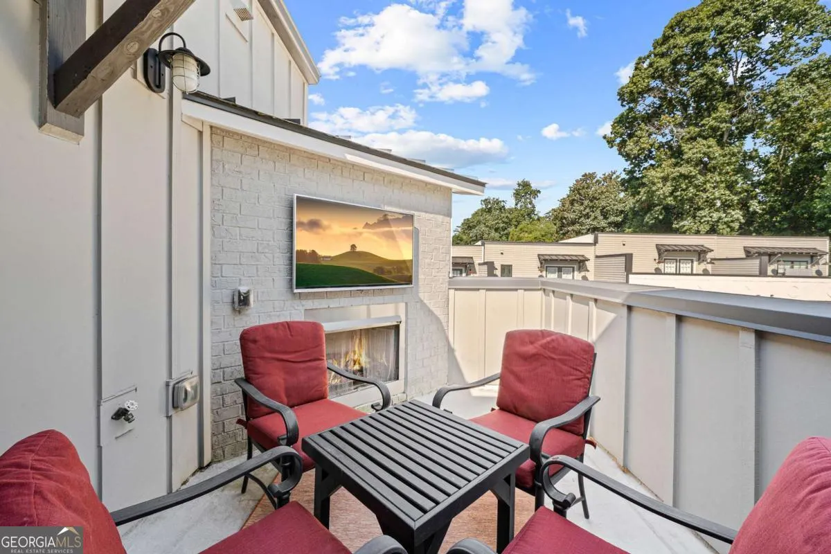 1801 Huntington Hills Lane NW