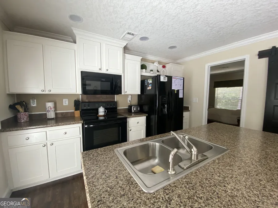 347 River Trail