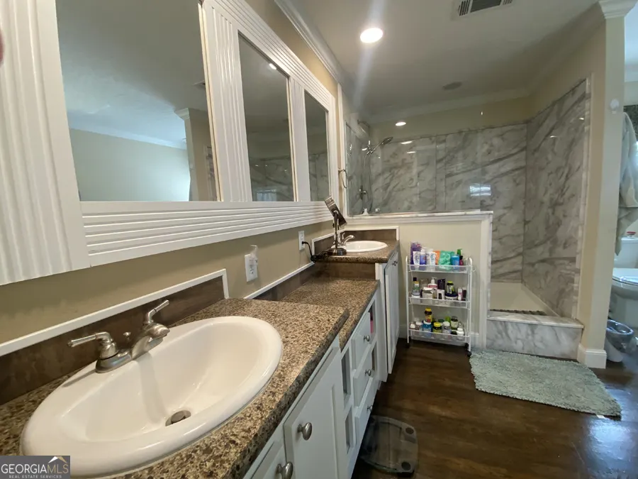 347 River Trail