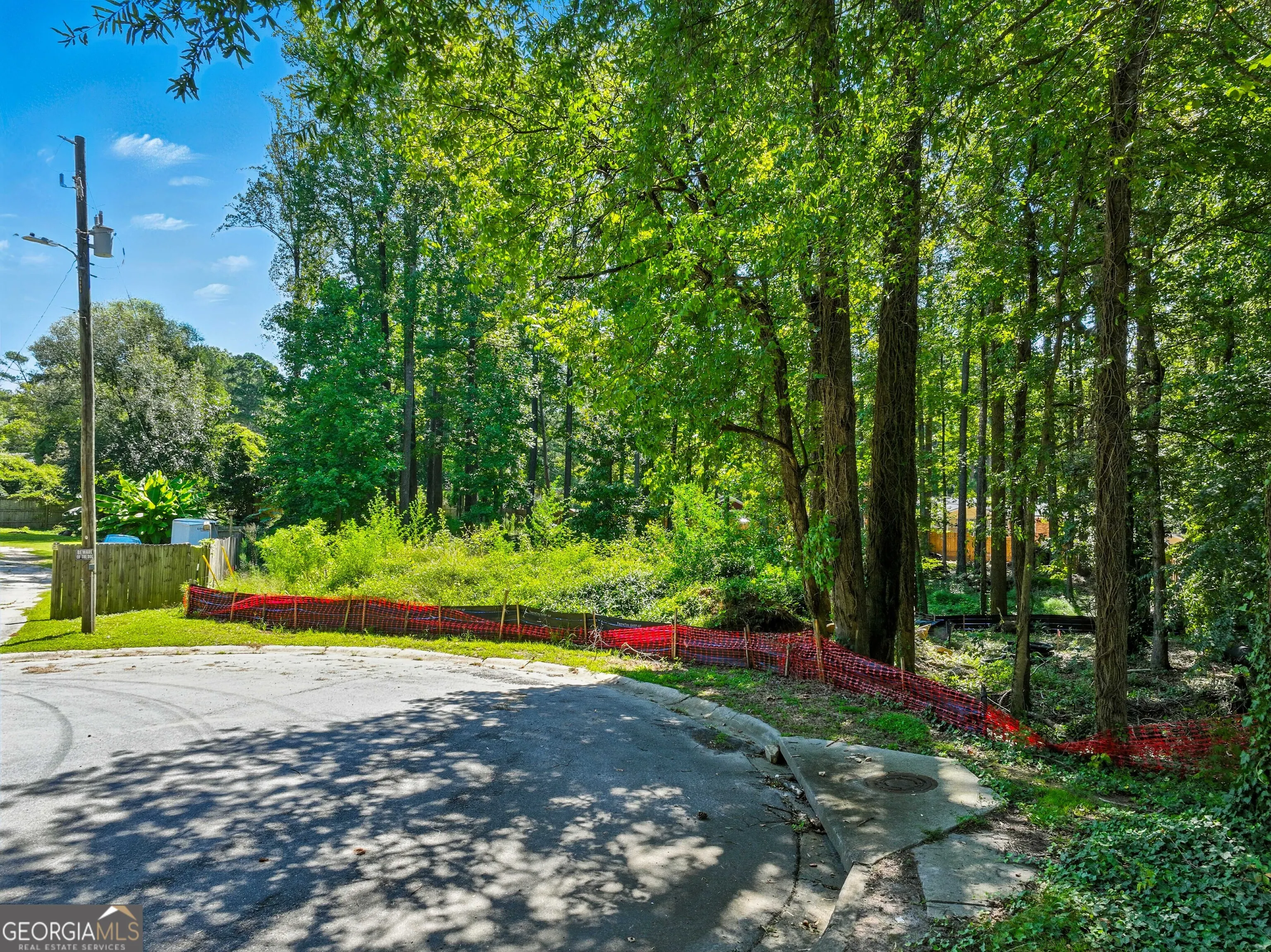 1034 Redwood Court