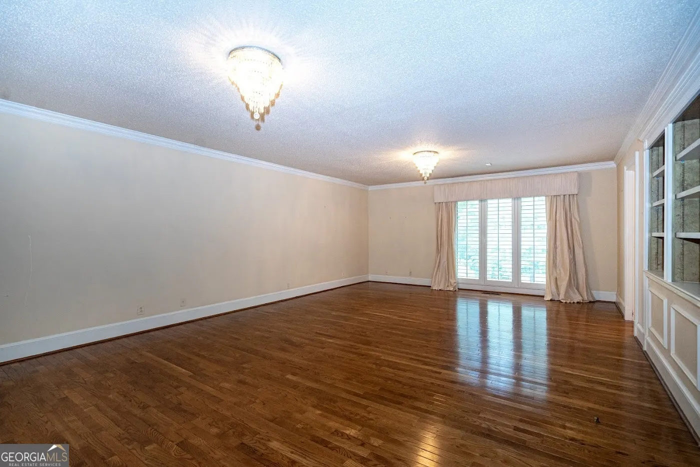 724 Camellia Drive