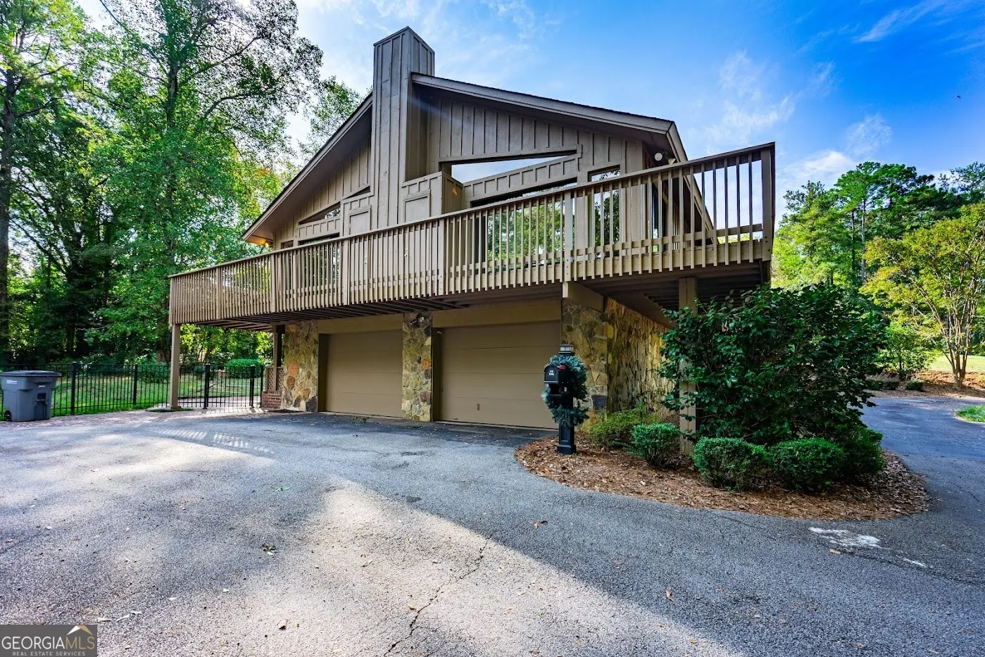 724 Camellia Drive