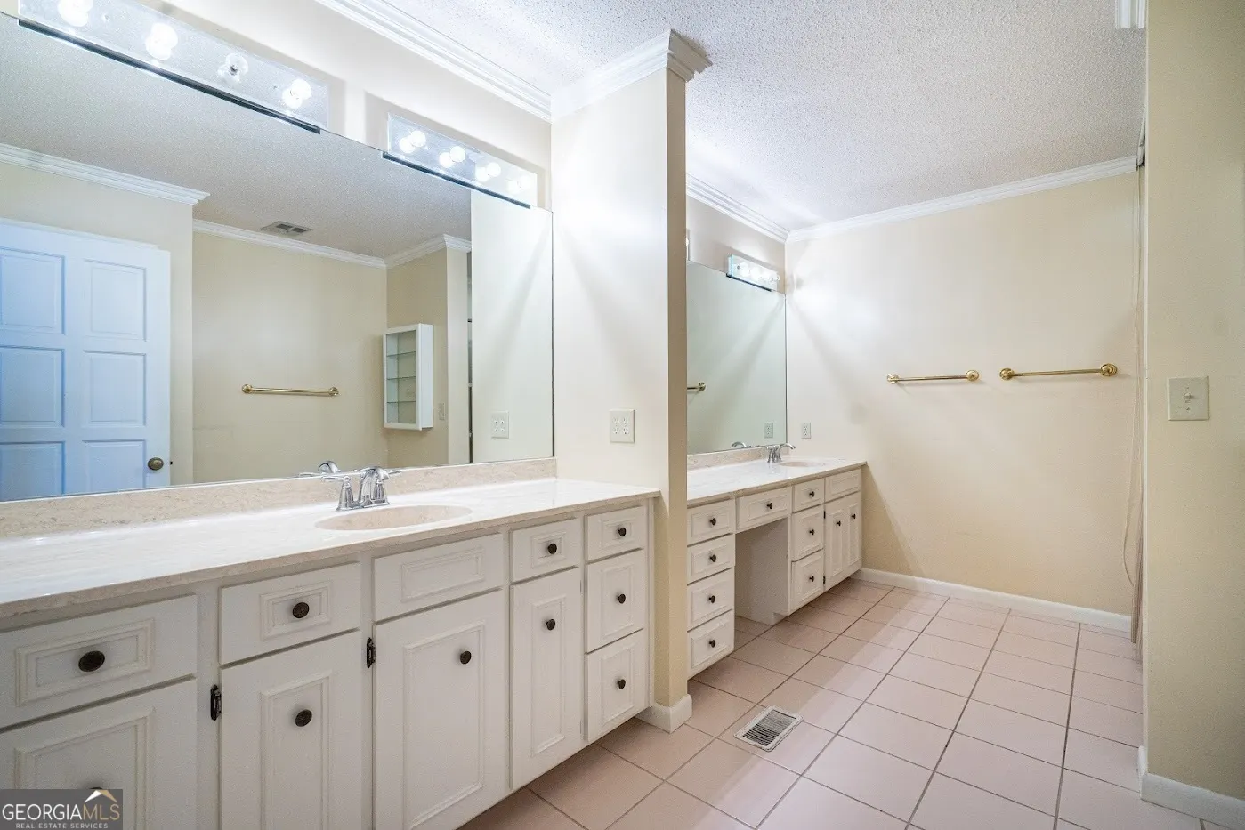 724 Camellia Drive