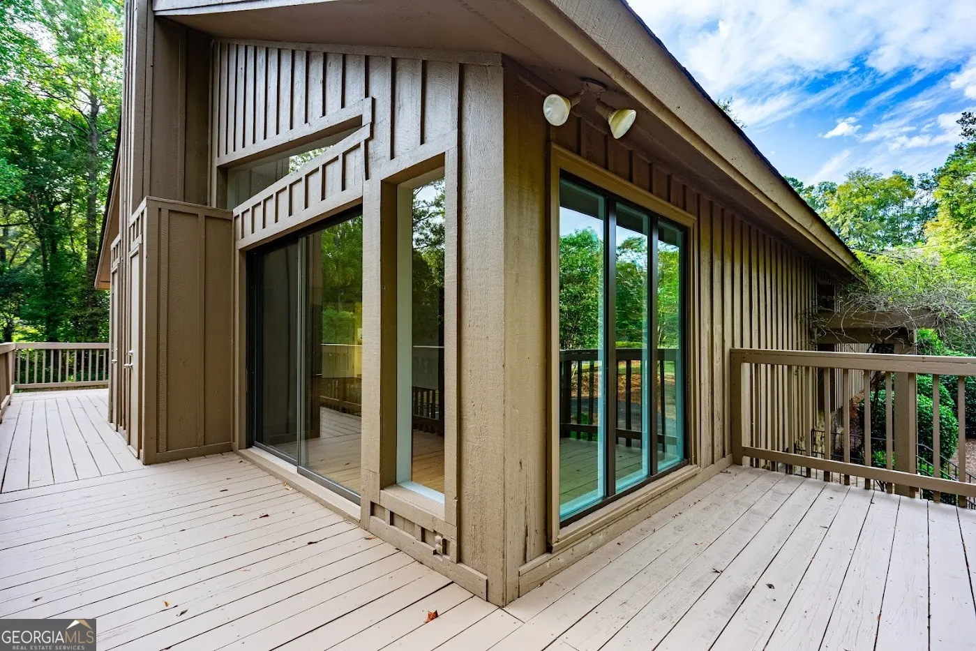 724 Camellia Drive