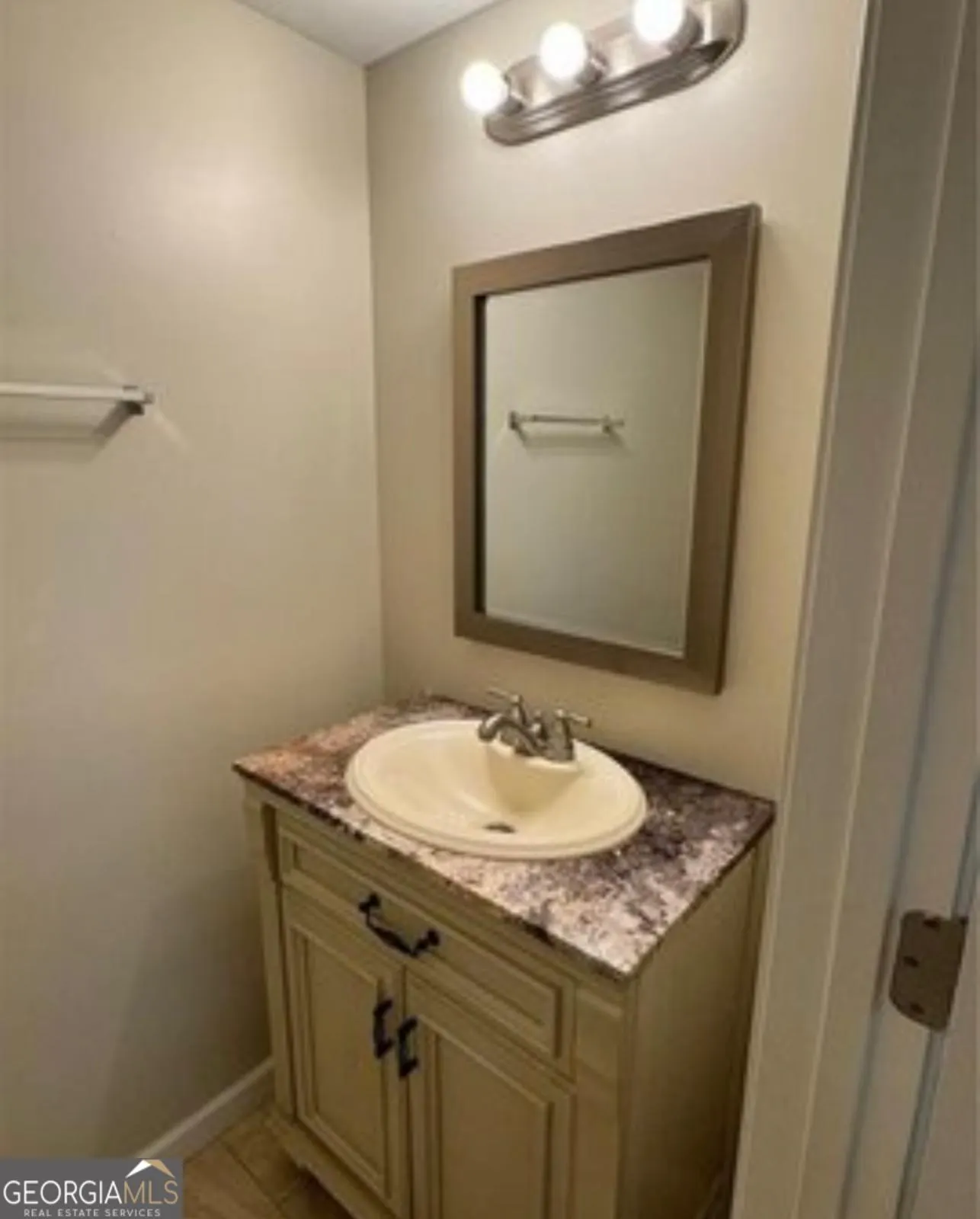 3789 Cherokee Overlook Drive