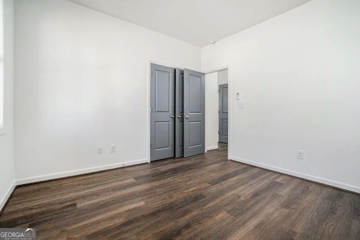 102 Dahlia Avenue NW