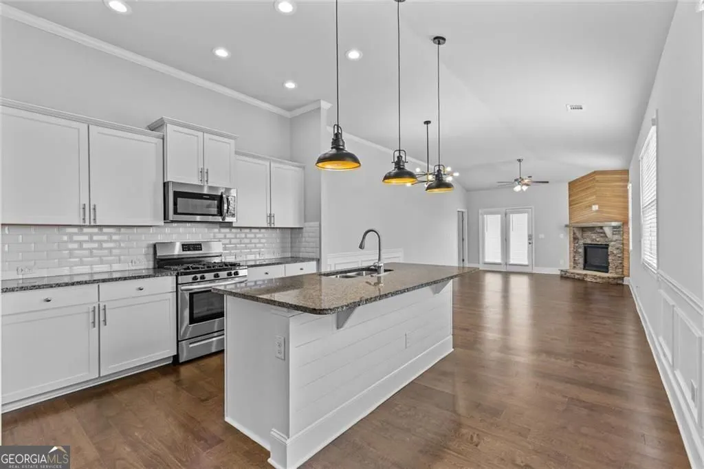 6469 Crosscreek Lane