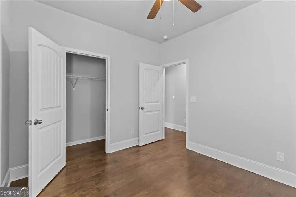 6469 Crosscreek Lane