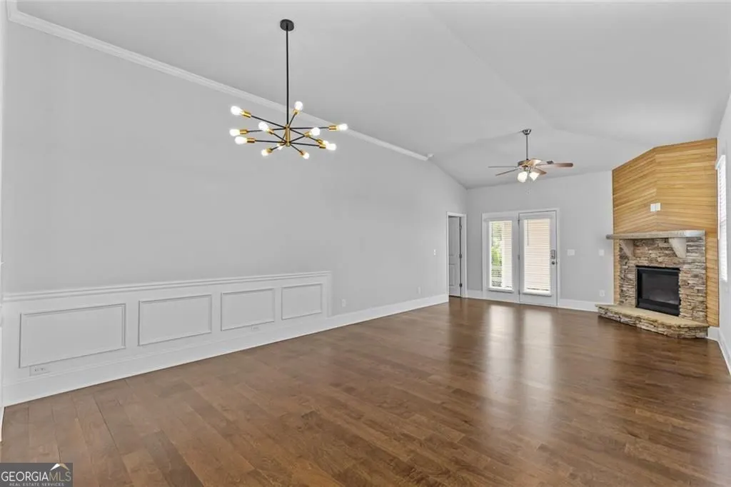 6469 Crosscreek Lane