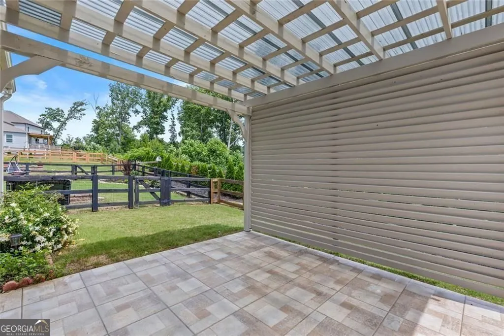 6469 Crosscreek Lane