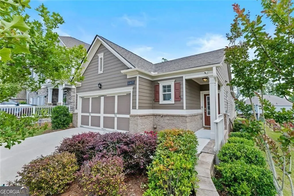 6469 Crosscreek Lane