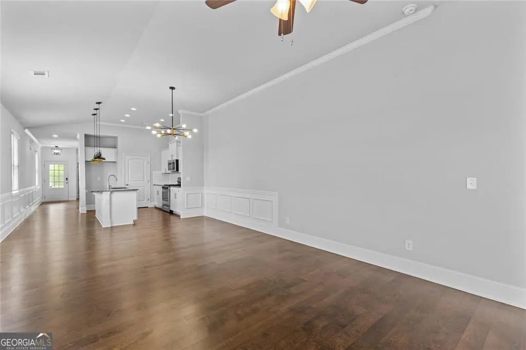 6469 Crosscreek Lane