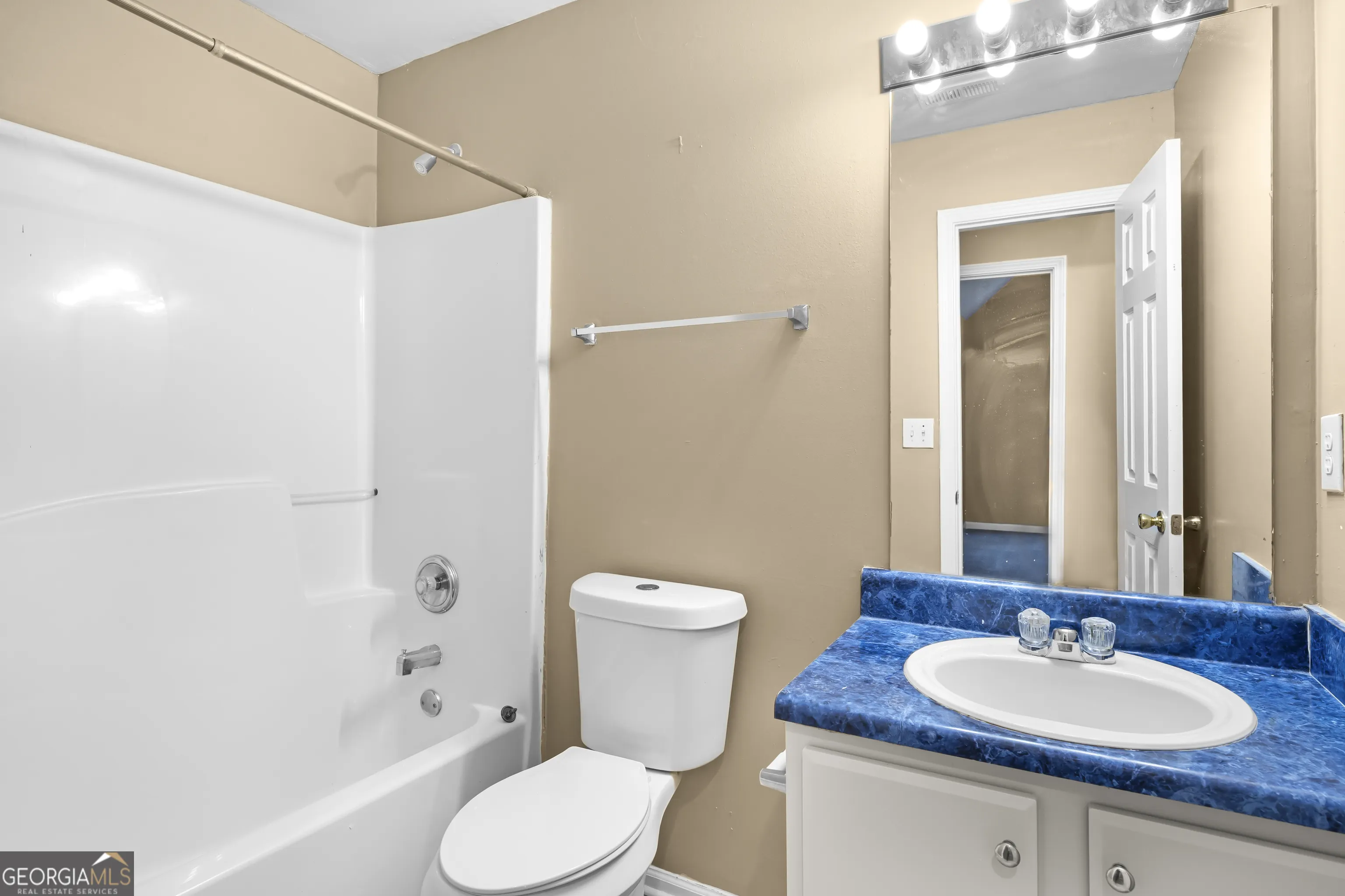 4161 Ward Lake Trail