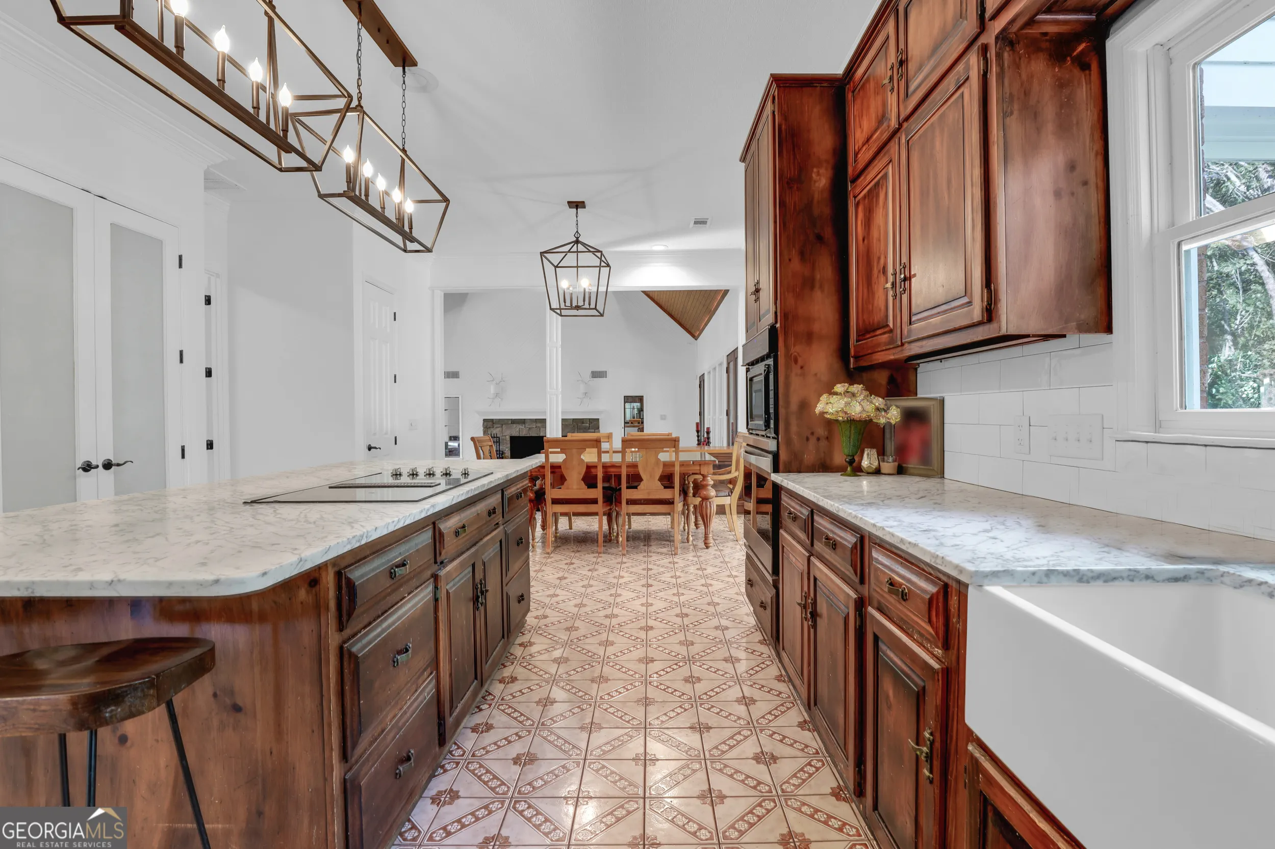 5001 Country Club Road