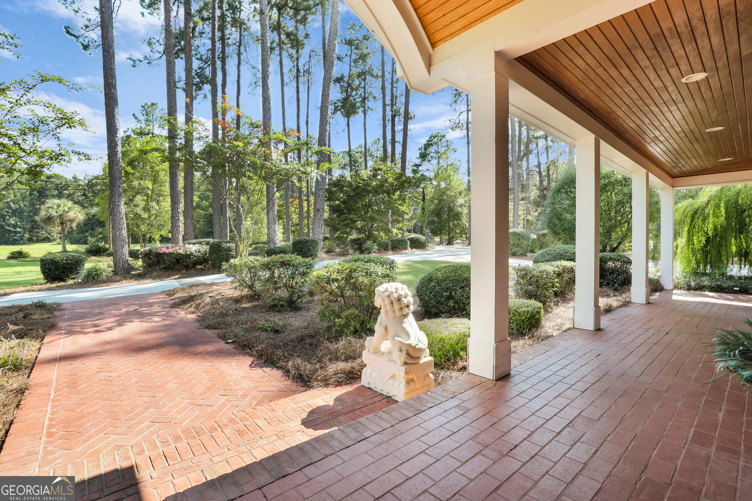 5001 Country Club Road