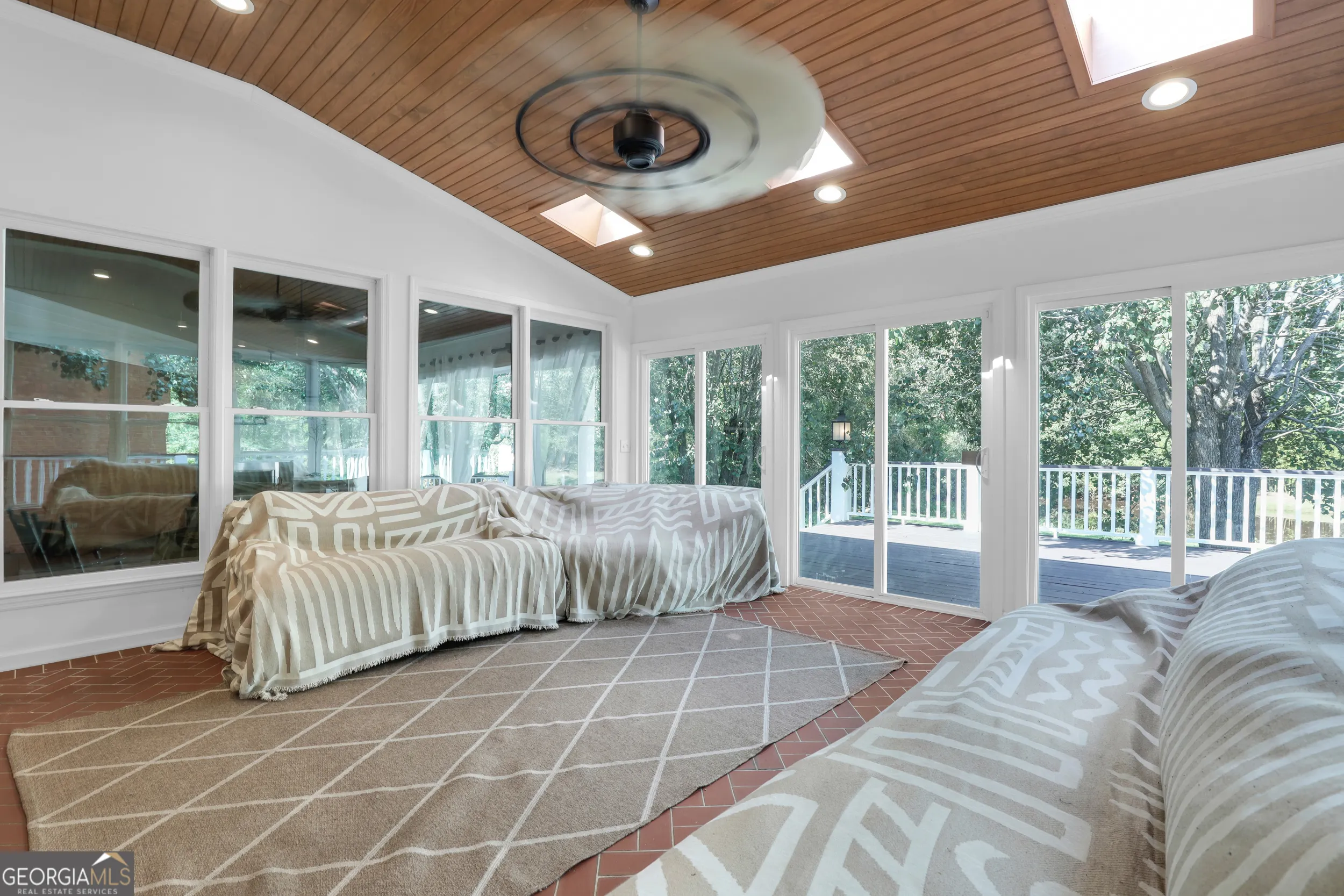 5001 Country Club Road